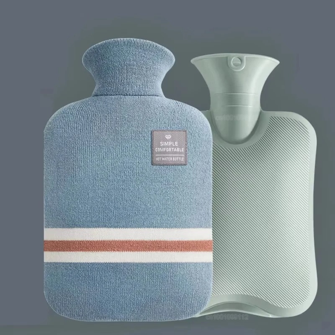 Warmwaterkruik Extra Groot 2 Liter met Gebreide Hoes voor Langdurige Warmte Comfort en Ontspanning Thuis | Sulvida