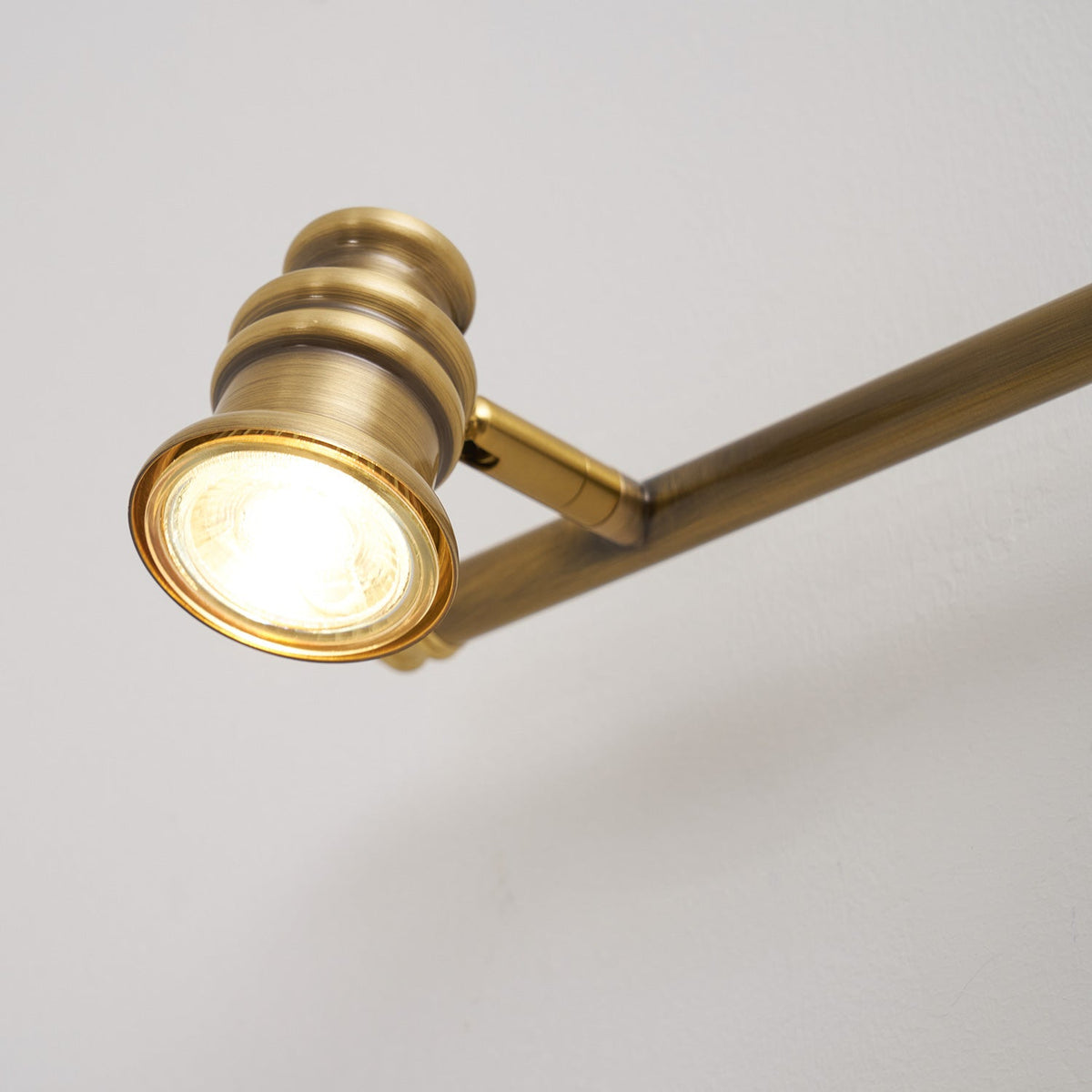 Messing Wandlamp met Verstelbare Spots Brons Vintage Spotverlichting Hal Woonkamer Eetkamer Zwenkbaar | Sulvida