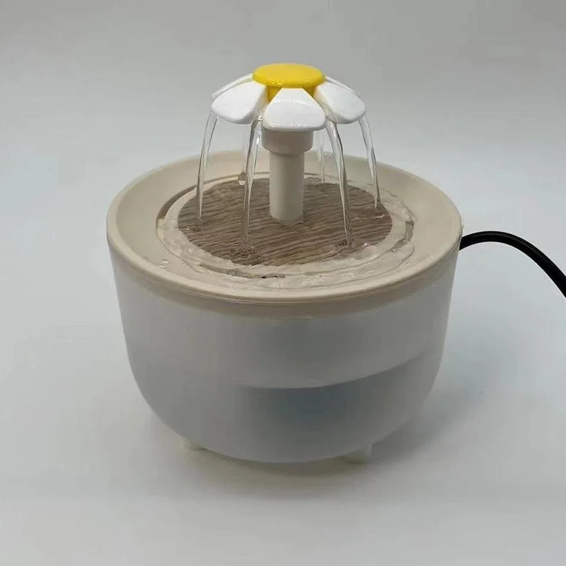 Fontaine à eau pour animaux avec filtre 1.2L Réservoir d’eau électrique silencieux pour chats et chiens Rechargeable par USB | Sulvida