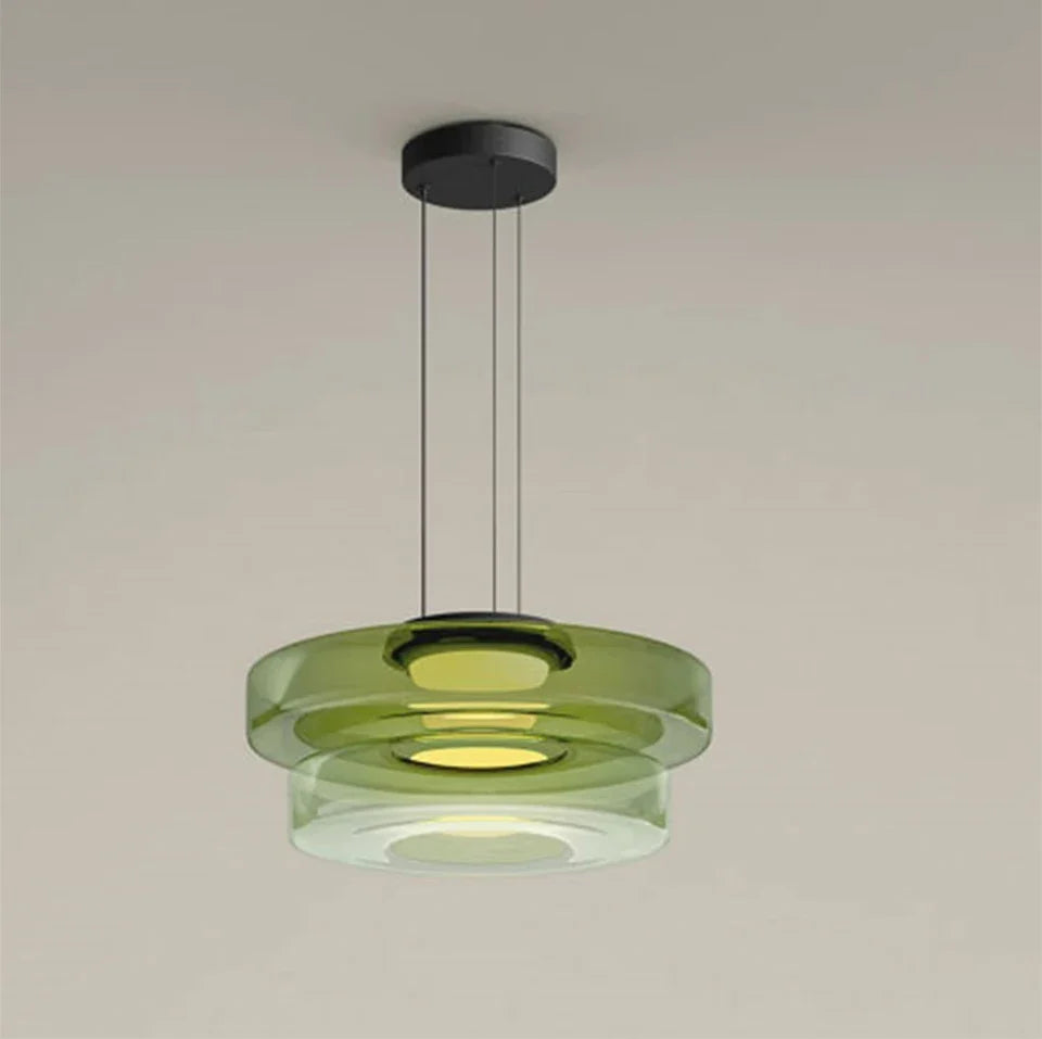 Glazen hanglamp met gelaagde kap in amber groen of grijs voor sfeervolle verlichting eetkamer woonkamer | Sulvida