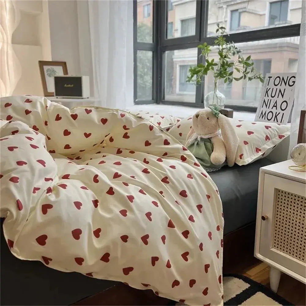 Hartjesmotief Dekbedovertrek Set Microvezel 4-Delig Zachte Bedlinnen Hoeslaken en Kussenslopen Gecoördineerde Slaapkamer | Sulvida