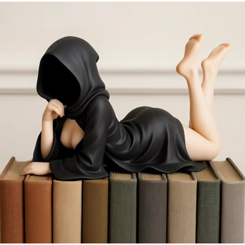 Zwarte Vrouwenfiguur met Masker Decoratie Woonkamer Interieur Kast Schoorsteenmantel Halloween Sfeer | Sulvida