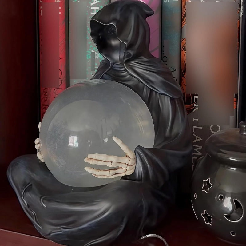 Magere Hein Glazen Bol Decoratie – Gothic Ornament Halloween Schedel Mystieke Sfeer Donker Interieur | Sulvida