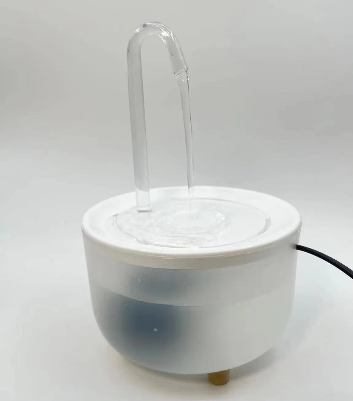 Fontaine à eau pour animaux avec filtre 1.2L Réservoir d’eau électrique silencieux pour chats et chiens Rechargeable par USB | Sulvida