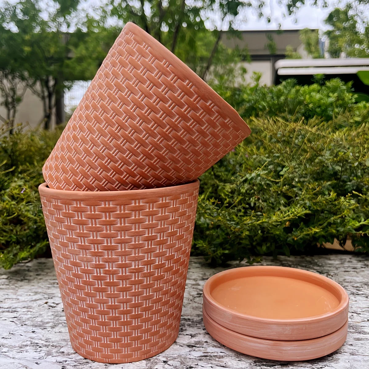 Lot de pots de fleurs en terre cuite avec soucoupe - 13cm Ø - 2 pièces - Pot en céramique à relief pour l’intérieur et l’extérieur | Sulvida