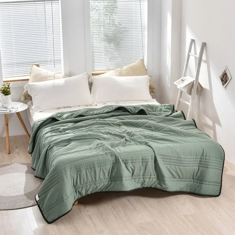 Zomerdeken met Koeleffect Lichtgewicht Ademend Dekbed voor Warme Nachten Comfortabel Slapen 150×200 tot 220×240 cm | Sulvida
