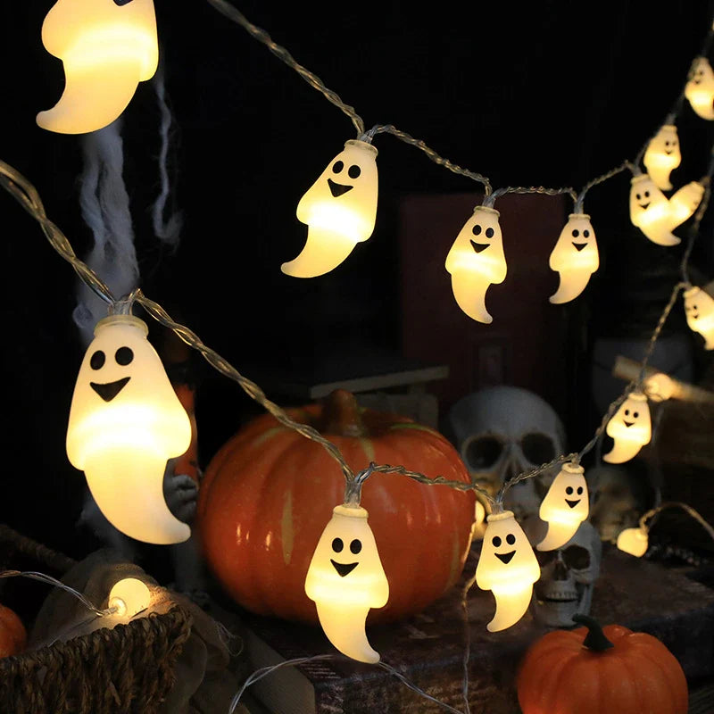 Guirlande lumineuse LED d’Halloween, citrouilles, crânes et globes oculaires, 1,5m, 10 ampoules, décoration de fête sur le thème de l’épouvante | Sulvida