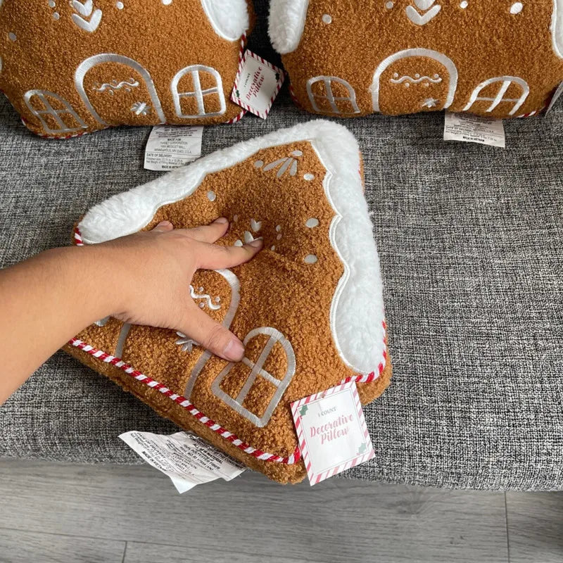 Peperkoekhuisje Sierkussen 32cm Teddy Fleece Kerst Decoratie Woonkamer Slaapkamer Knus Plaid Knuffelkussen | Sulvida