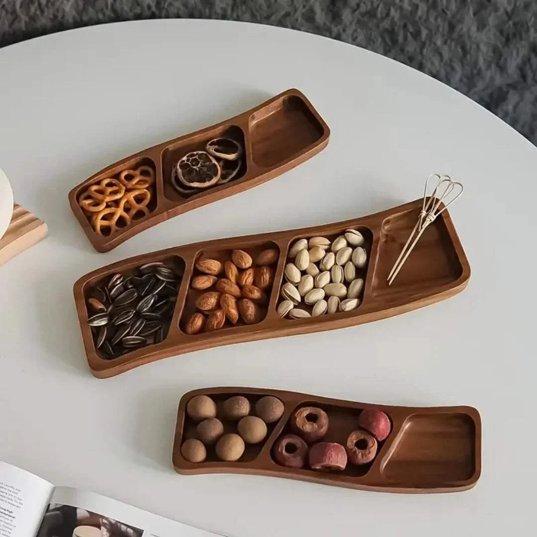 Servierschale aus Holz mit Fächern für Snacks, Häppchen und Knabbereien, mit 3 oder 4 Fächern, für den Tisch geeignet | Sulvida