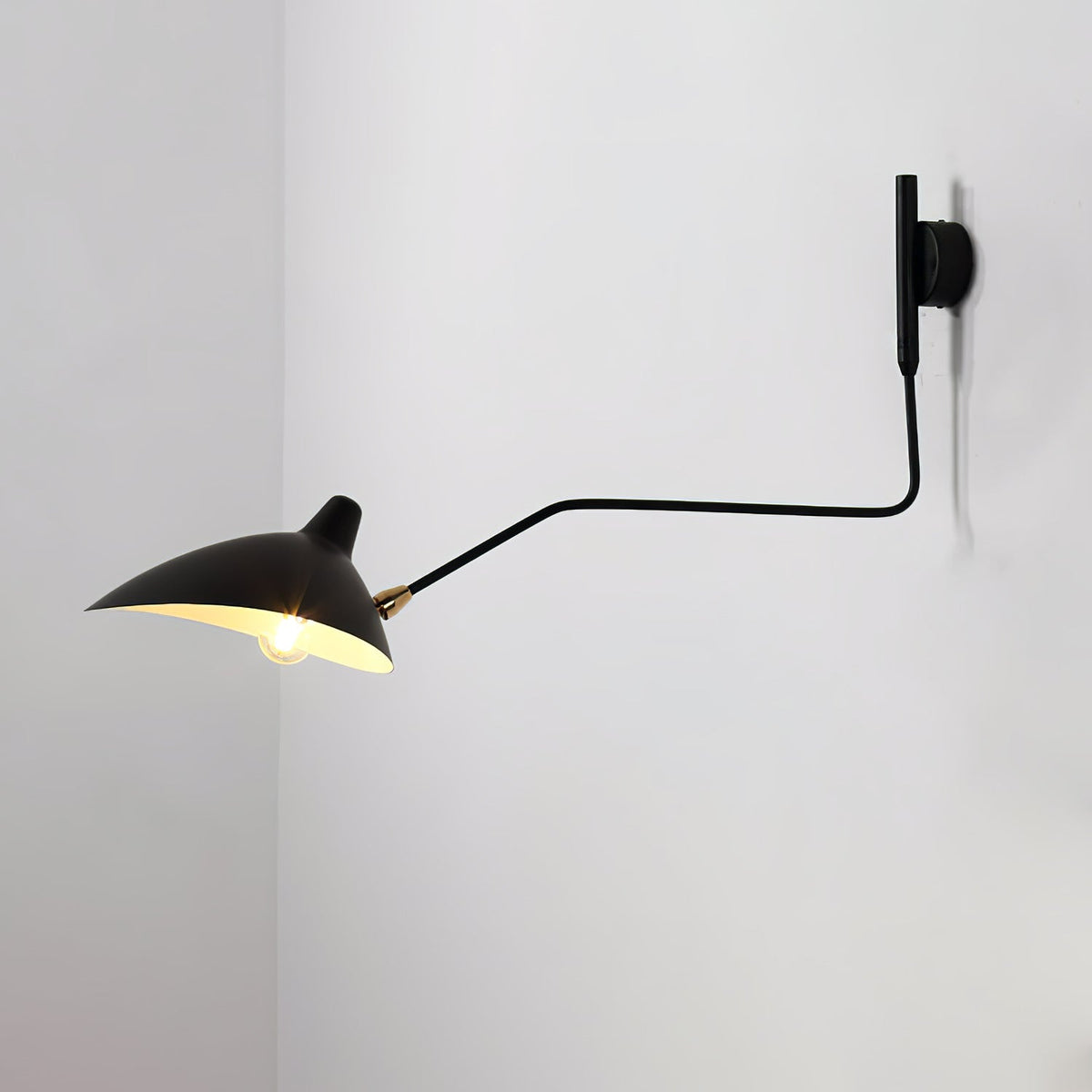 Wandlamp met verstelbare arm zwart metaal modern design 120 cm verstelbaar woonruimte leeshoek werkplek | Sulvida