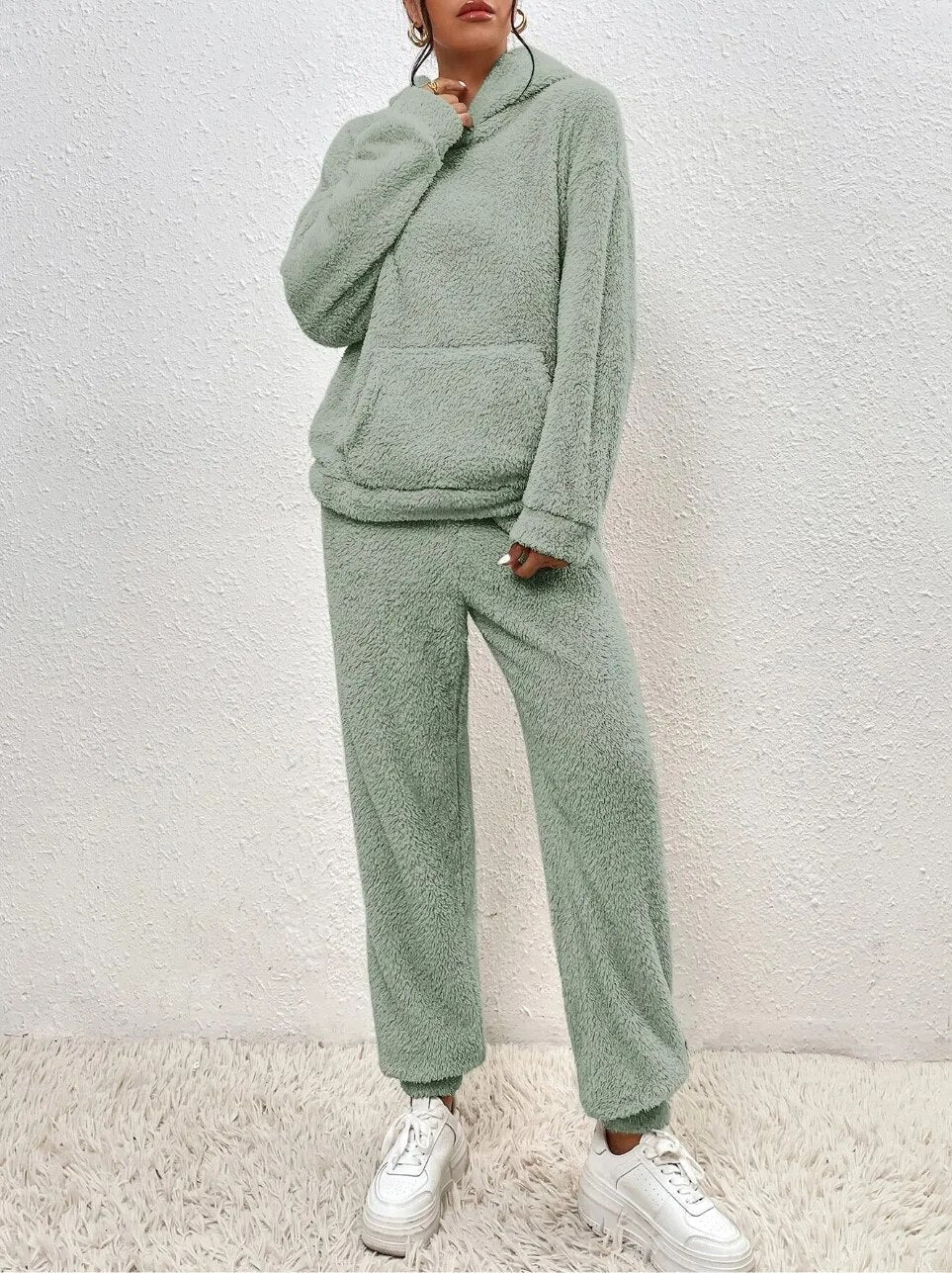 Teddy Huispak met Capuchon Kangoeroezak Dames Winter Loungewear Fleece Homewear Comfortset Relaxkleding | Sulvida