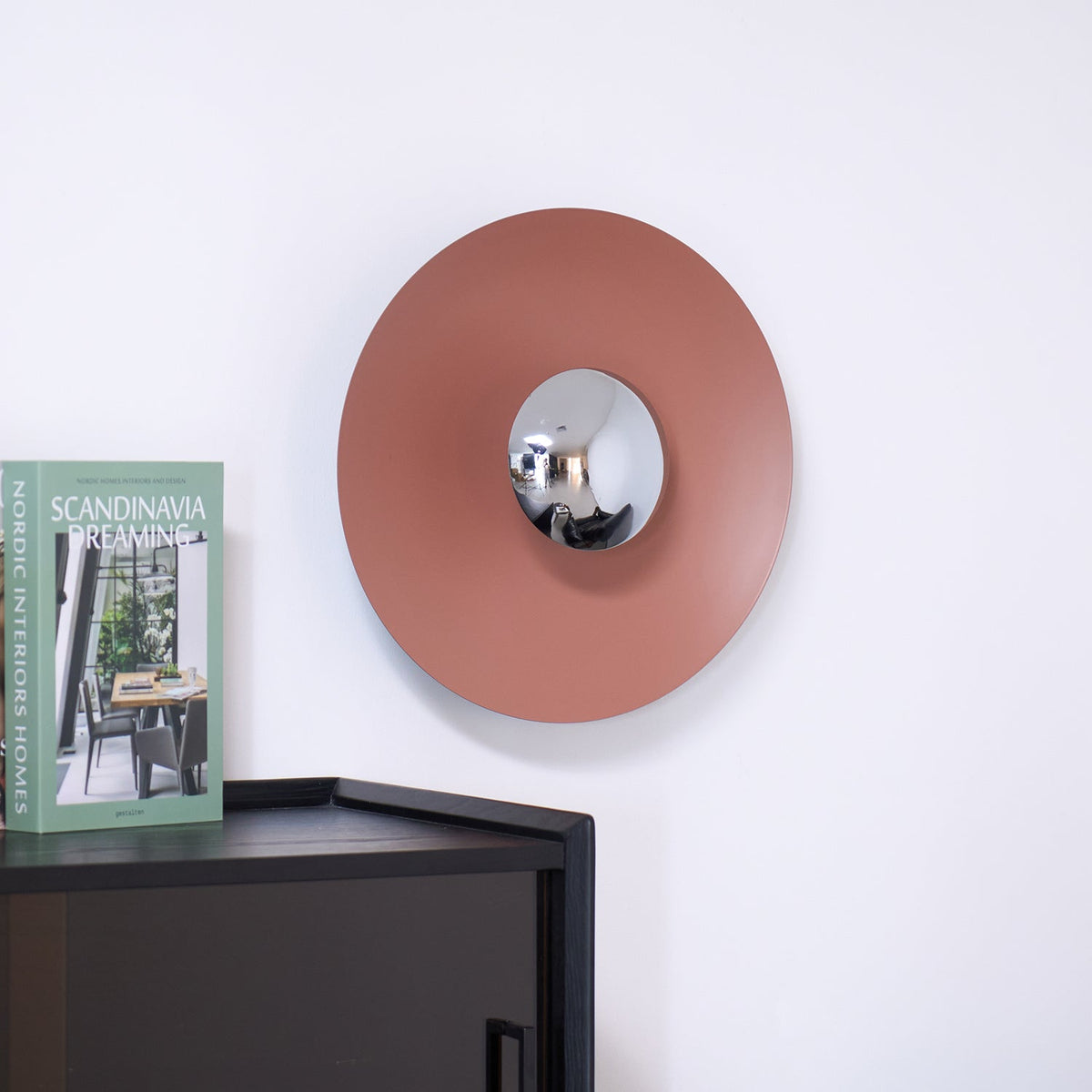 Moderne wandlamp eclips met LED verlichting voor woonkamer slaapkamer hal minimalistisch design rond metaal | Sulvida