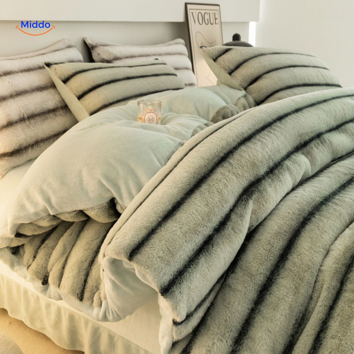 Pluche Dekbedovertrekset 4-Delig Zachte Flanel Beddengoed Warm Comfortabel Dekbedset met Laken en Kussenslopen | Sulvida