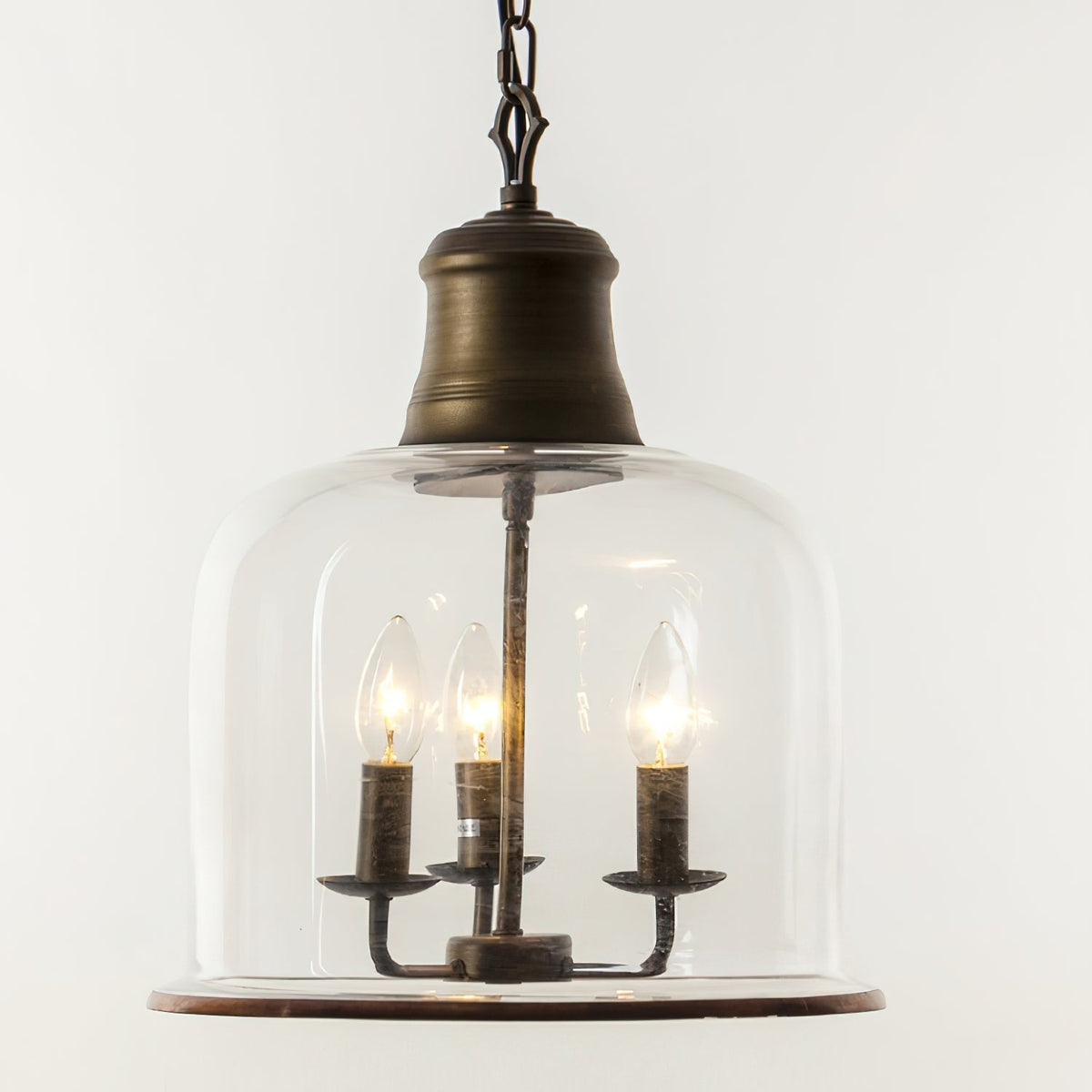 Hanglamp met glazen kap en metalen accenten voor eetkamer keuken hal woonkamer sfeervolle verlichting | Sulvida