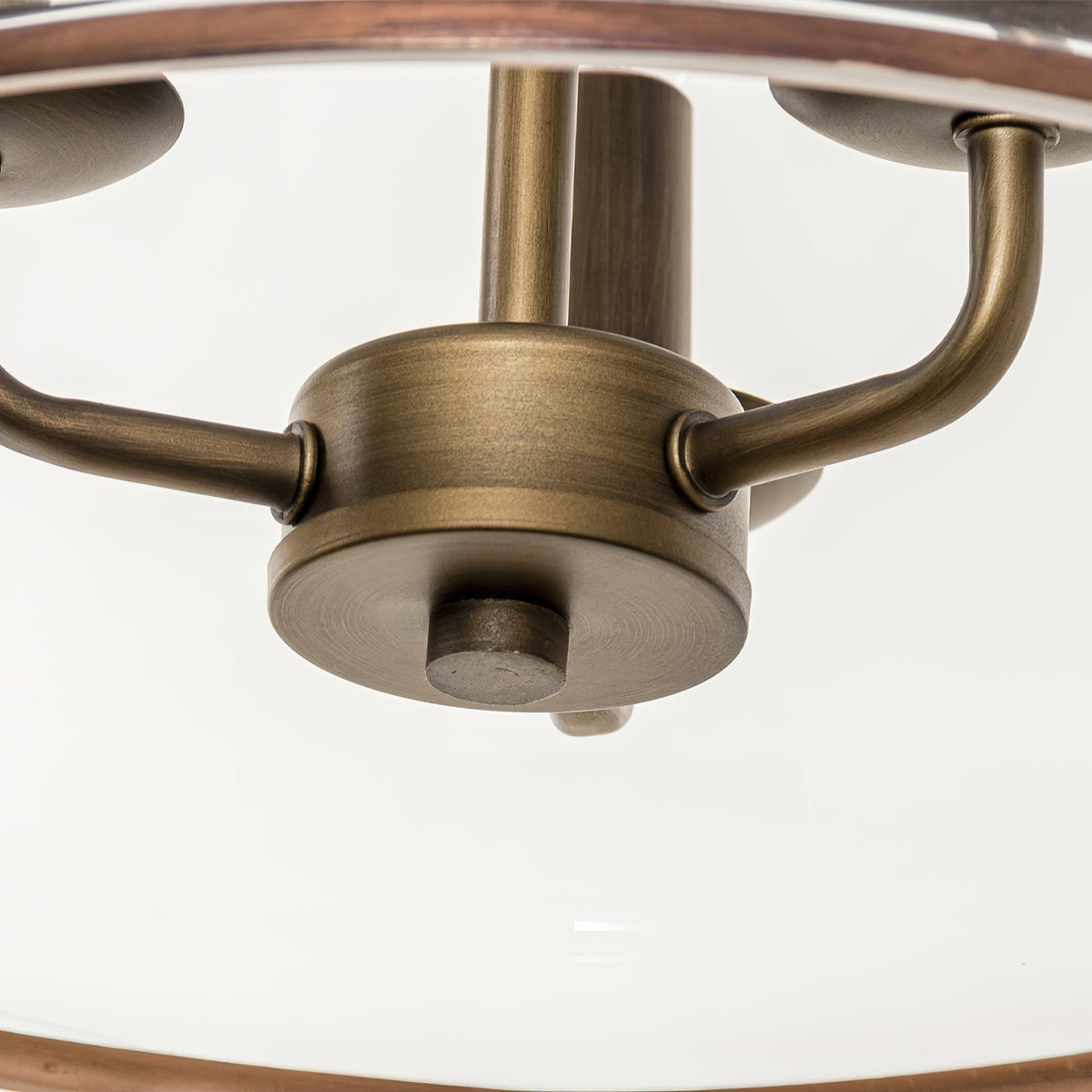 Hanglamp met glazen kap en metalen accenten voor eetkamer keuken hal woonkamer sfeervolle verlichting | Sulvida