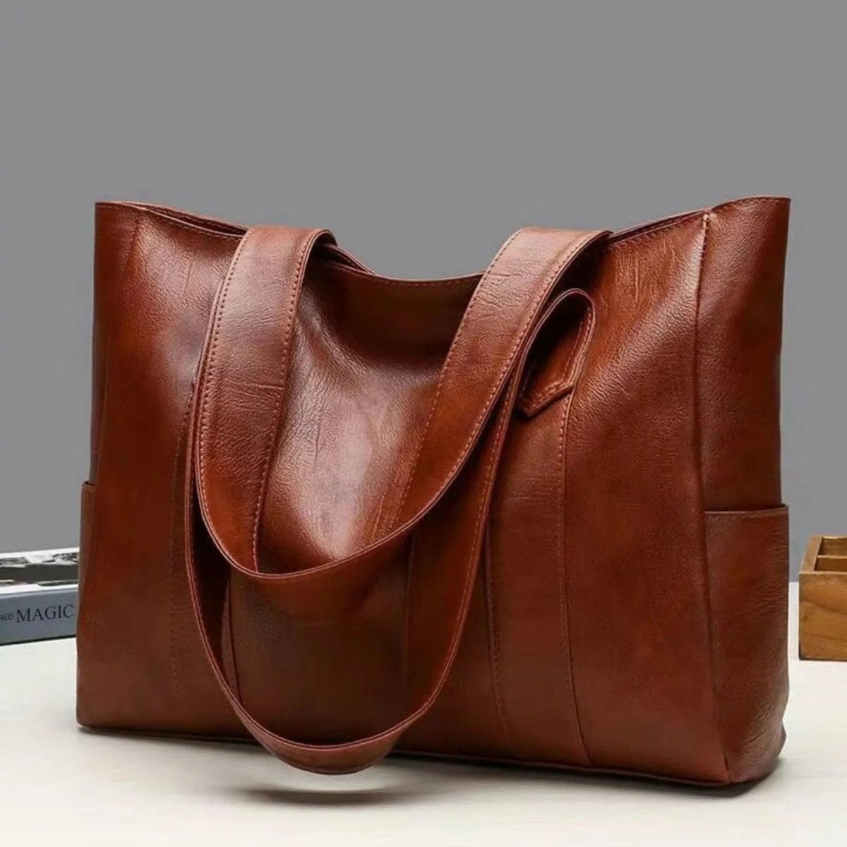 Leren Schoudertas met Retro Charme en Soepele Afwerking – Compacte Handtas voor Dagelijks Gebruik | Sulvida