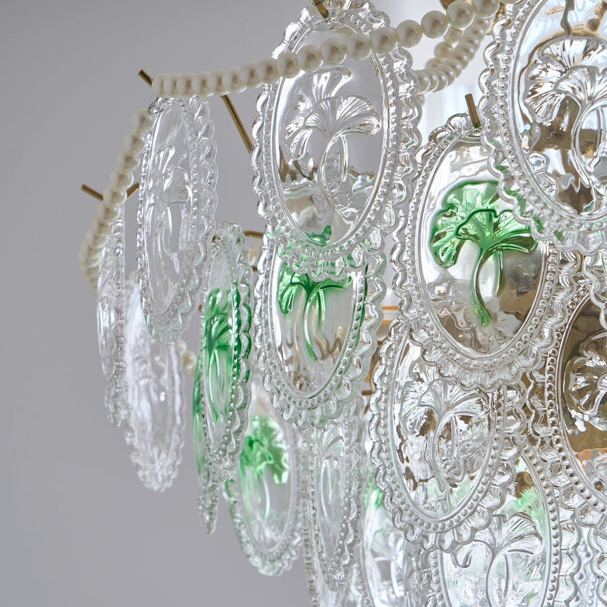 Kroonluchter met glazen parels goud meerlaags design voor woonkamer eetkamer slaapkamer luxe hanglamp E14 | Sulvida