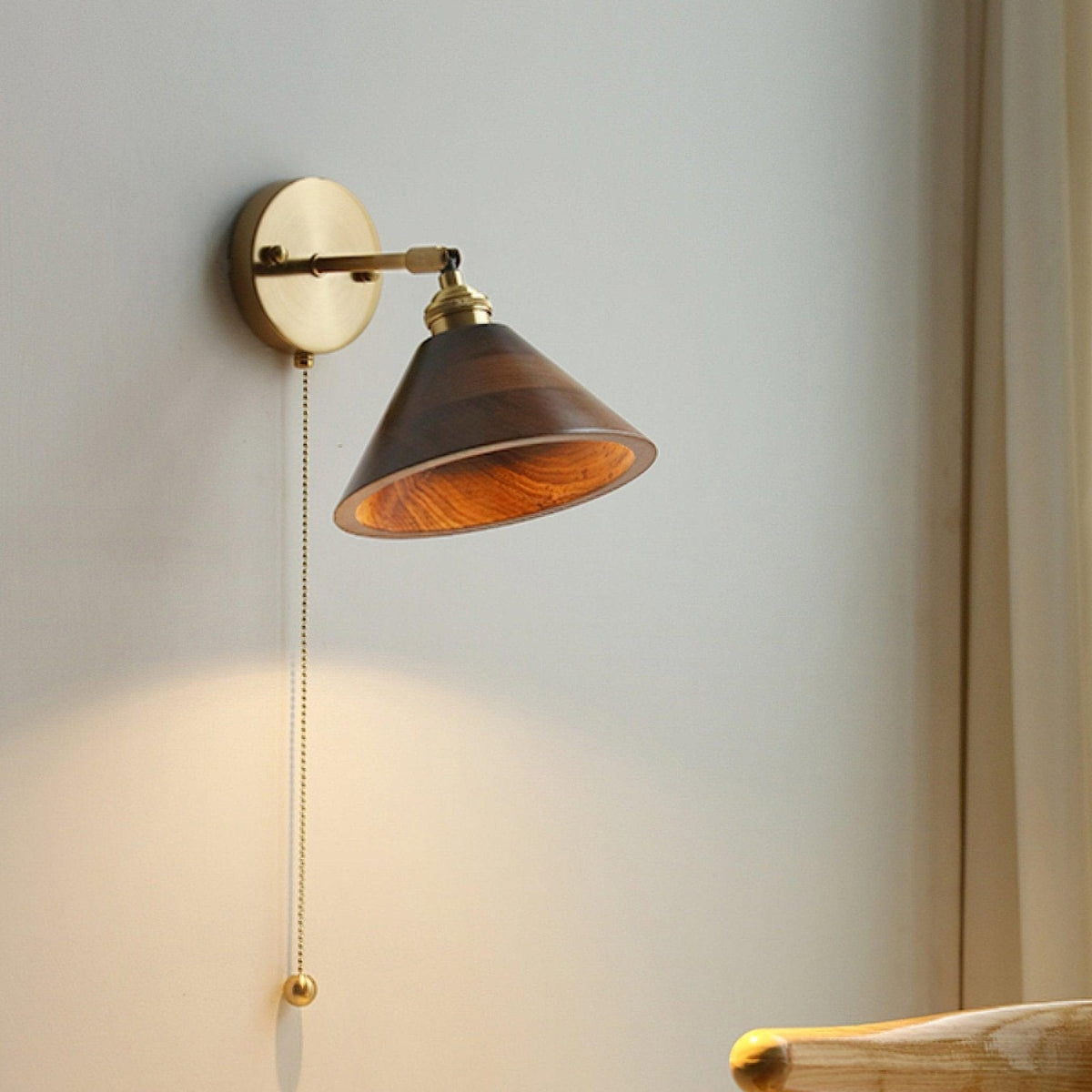 Vintage Wandlamp Hout met Trekschakelaar Dome Kap Messing E26 E27 Slaapkamer Woonkamer Warm Sfeerlicht Retro | Sulvida