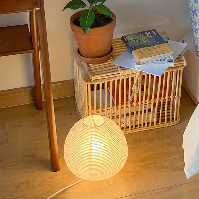 Japanse Tafellamp Papier met Aluminium Voet Wabi-Sabi Stijl Sfeervol Licht E14 Fitting LED Bureaulamp | Sulvida