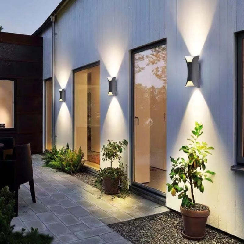 LED Wandlamp Gebogen Ontwerp voor Buiten IP65 Waterbestendig Moderne Tuinverlichting Zwart Wit Goud Buitenmuur | Sulvida