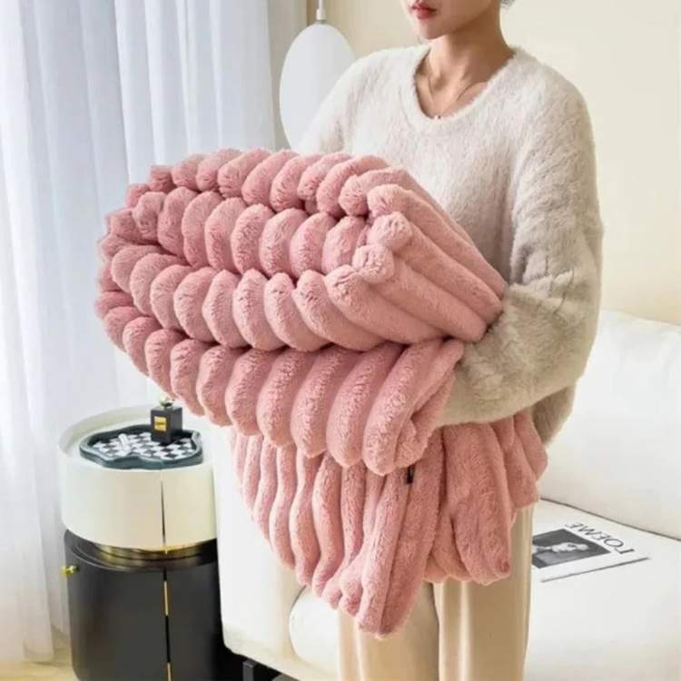 Zware kunstbont deken met streepdessin voor optimale warmte luxe zachtheid en slaapcomfort het hele jaar | Sulvida