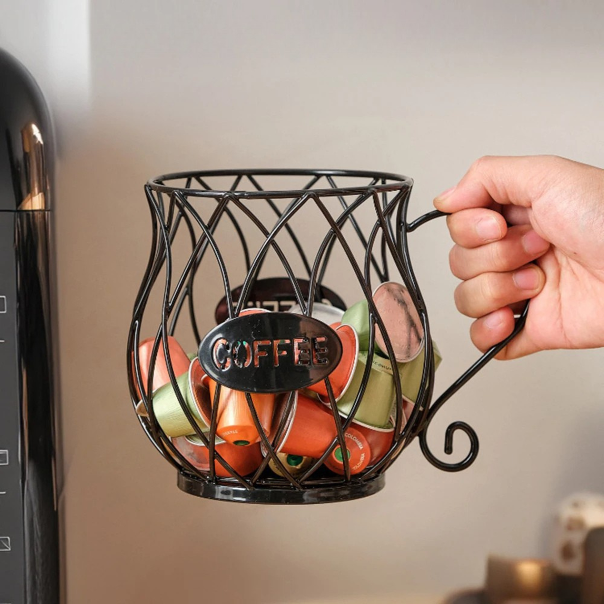 Capsulehouder Smeedijzer Open Patroon Zwart Goud Keukenorganiser Opbergsysteem Koffiecapsules Luxe Design | Sulvida