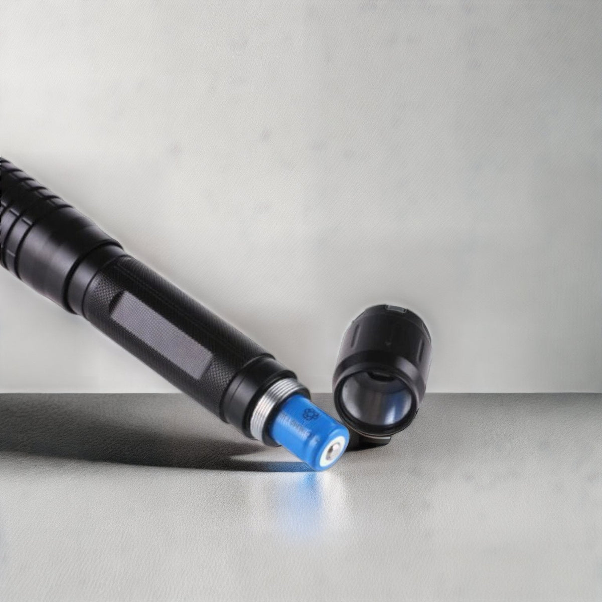Hoogvermogen Laserlampe Blauw 450nm Aluminium Zaklamp Outdoor Survival Kamperen Noodverlichting 5000m+ Bereik | Sulvida