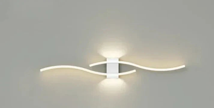 Applique LED en forme de vague, lumière blanc chaud, économe en énergie, design moderne, éclairage d’ambiance pour le salon, la chambre et le bureau | Sulvida