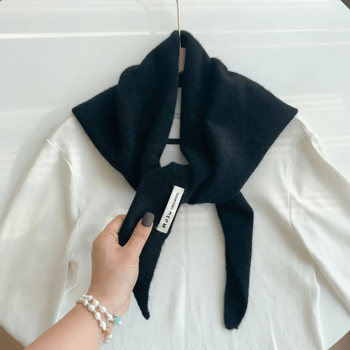 Driehoekige Gebreide Wollen Sjaal voor Dames – Warm Tijdloos Veelzijdig Omslagdoek Herfst Winter Stijlvol | Sulvida