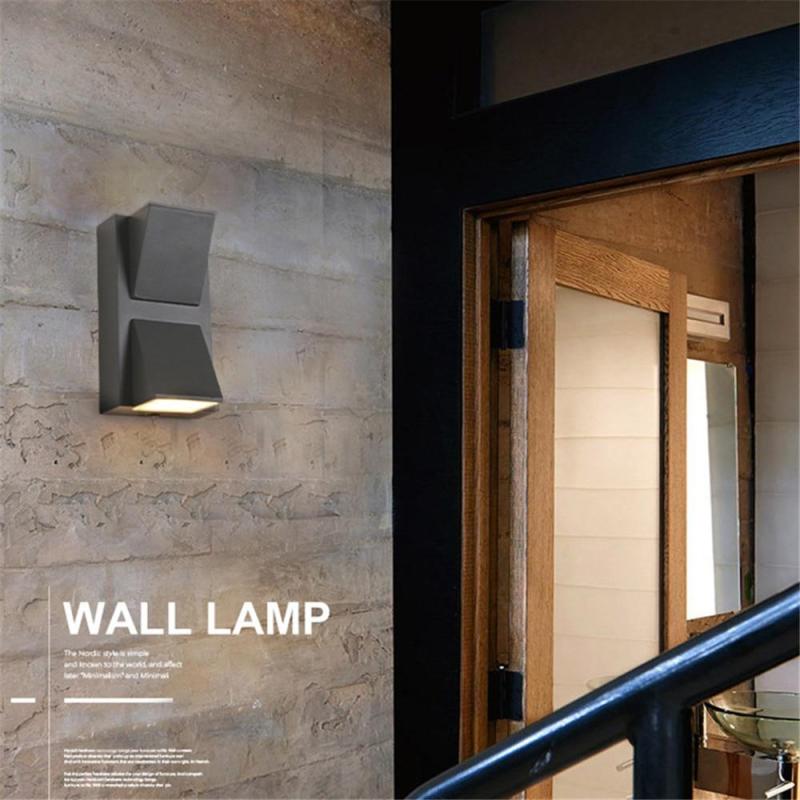 Moderne Wandlamp Buiten Zwart Metaal LED IP65 Waterdicht Verlichtingsarmatuur voor Tuin Gang Entree Terras | Sulvida