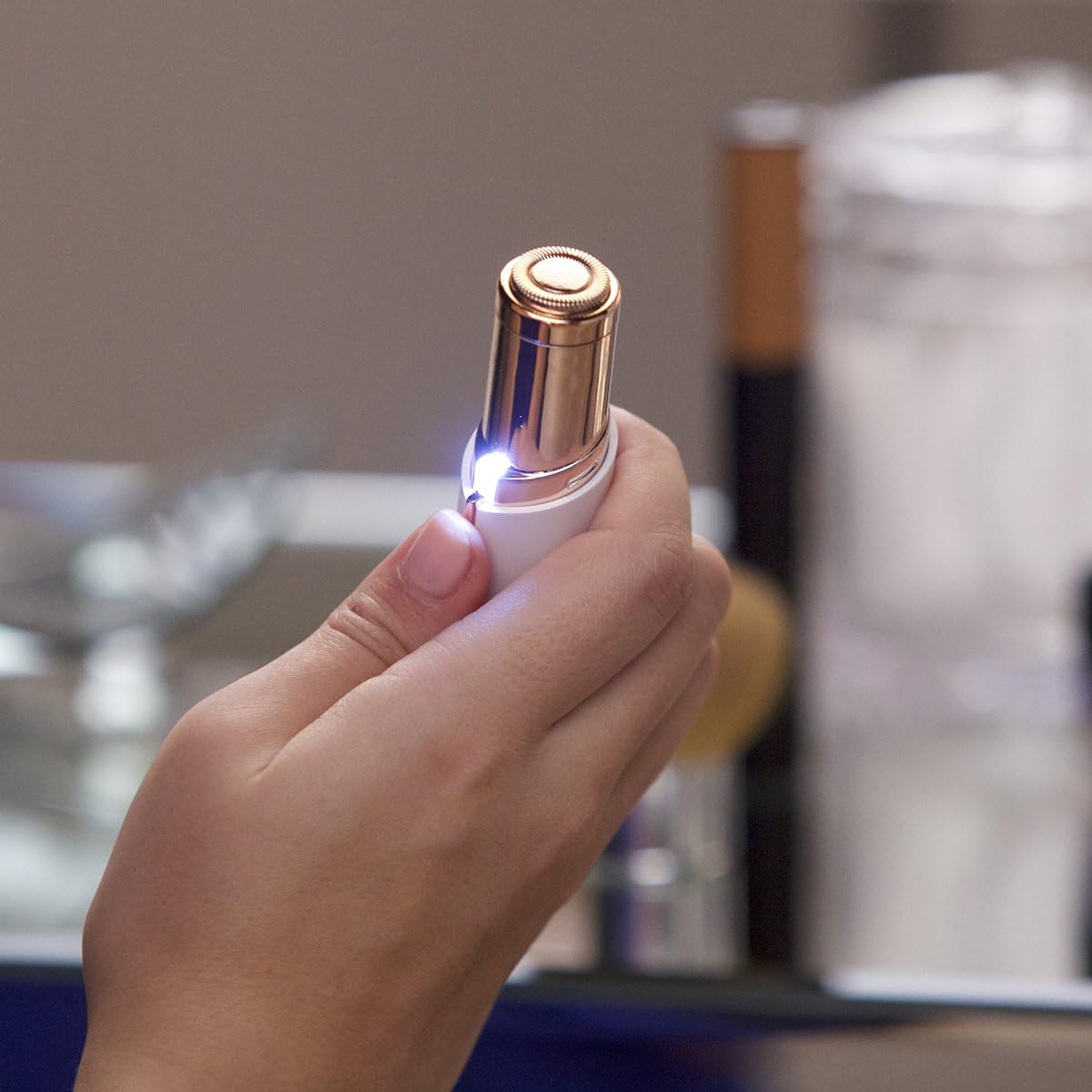 Precisie Gezichtstrimmer voor Fijn Gezichtshaar Dames Compact Batterijaangedreven Hygiënisch Ontharen Gezicht | Sulvida