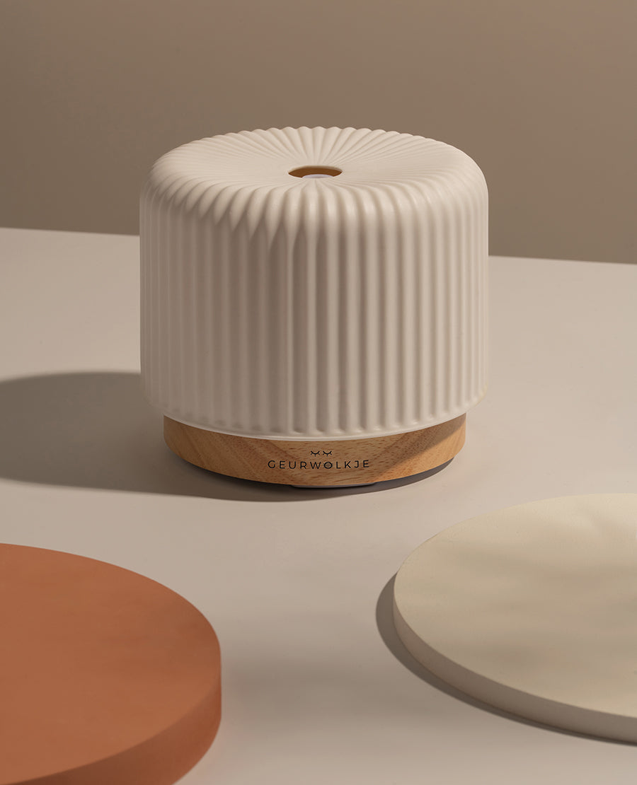Keramische Aromageur met Ultrasone Verneveling 200 ml Houtdetail Sfeerverlichting Instelbare Timer Aromatherapie | Sulvida