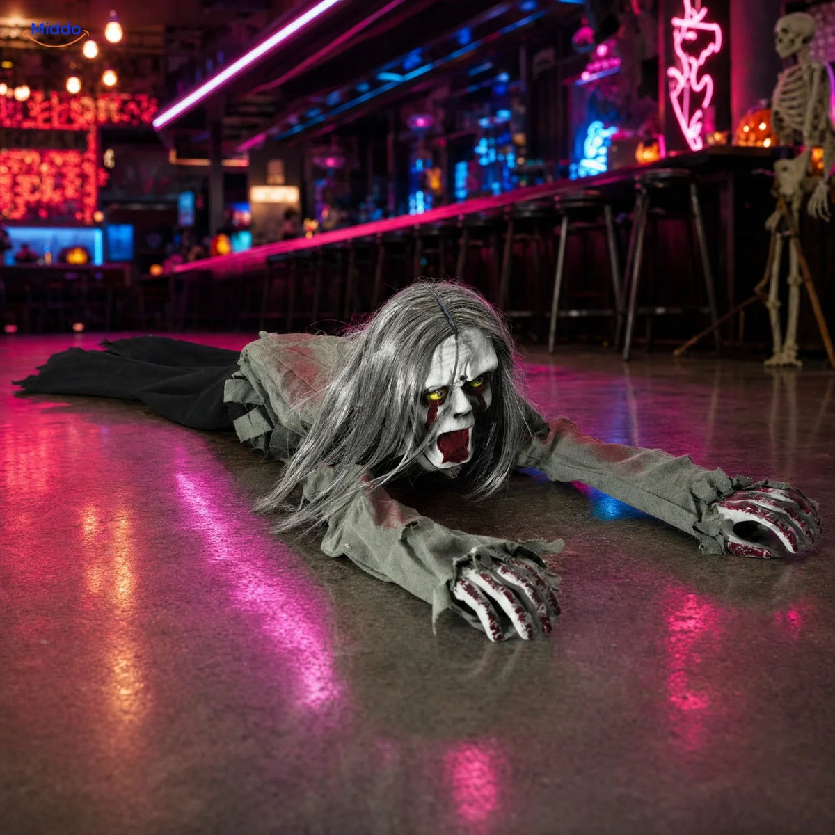 Geluidsgeactiveerde Kruipende Halloweengeest 110cm met Gloeiende Ogen Griezelige Feestaccessoire voor Binnen | Sulvida