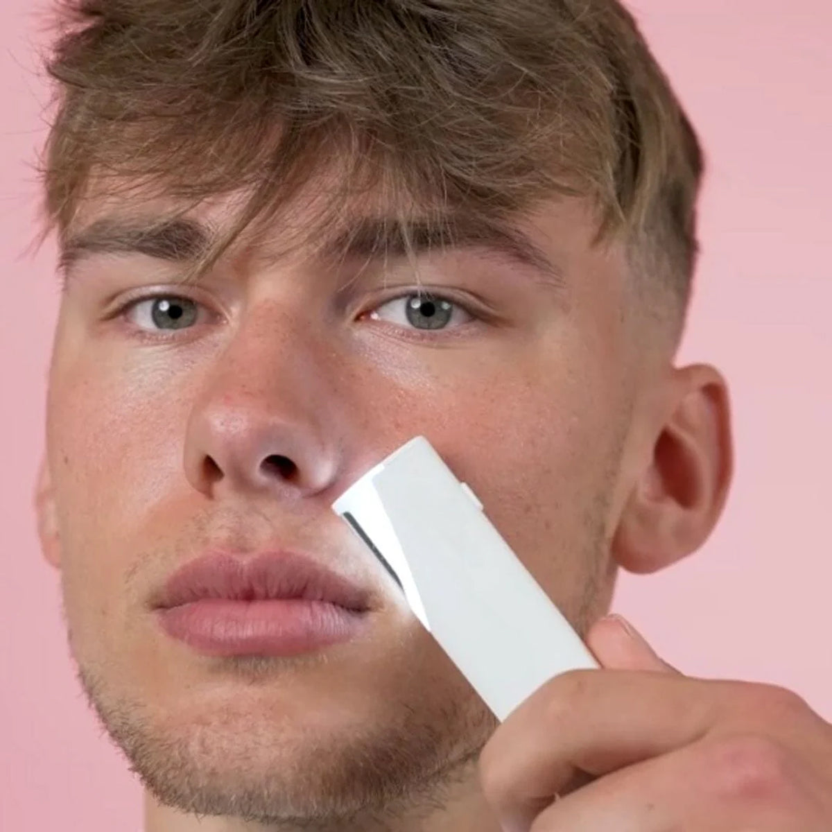Appareil de dermaplaning sonique avec éclairage LED pour le visage et les sourcils | 3 vitesses, soin du visage | Sulvida