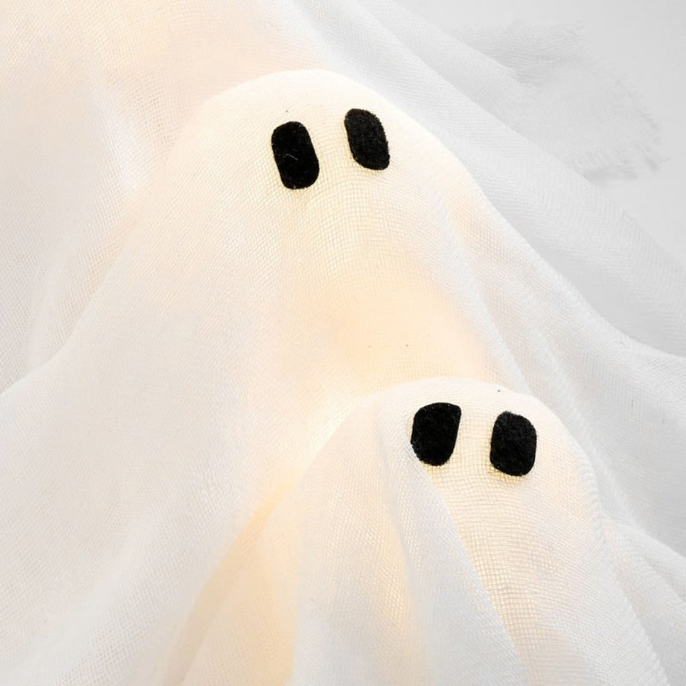 Halloween Spookjeskrans met 12 Verlichte Geesten en Gaas – Sfeervolle Decoratiekrans voor Deur Muur Veranda | Sulvida
