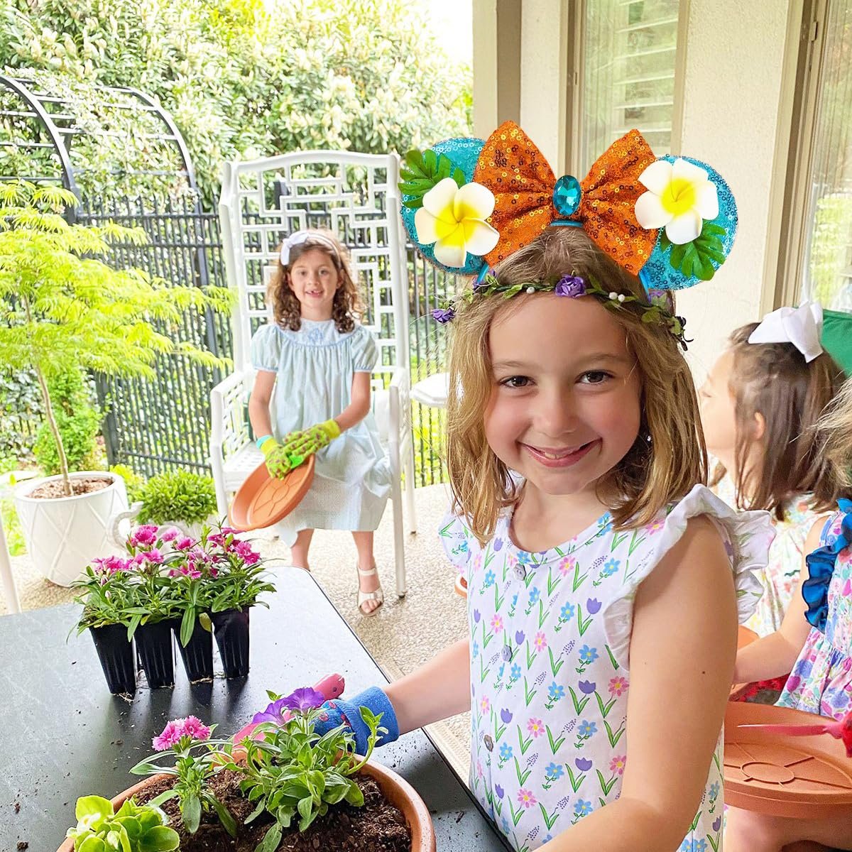Feestelijke Hoofdband met Glinsterende Oortjes en Strik – Fonkelend Haarsieraad voor Elk Feest en Gelegenheid | Sulvida