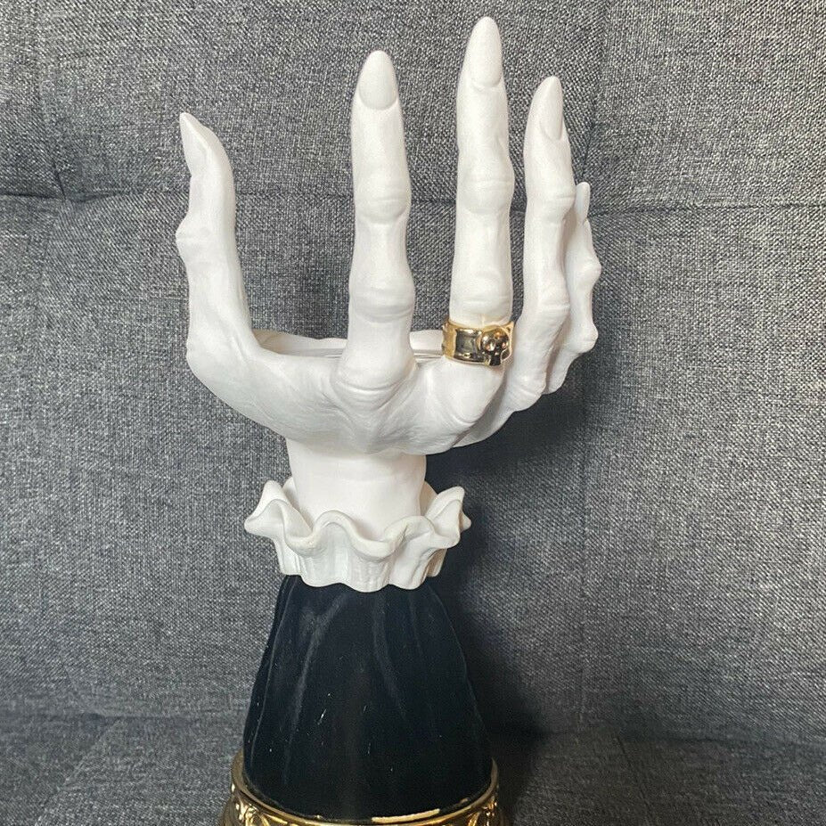 Heksenhand Kandelaar Gothische Decoratie Halloween Tafelstuk Griezelige Sfeer voor Avond Feest Mystieke Stijl | Sulvida