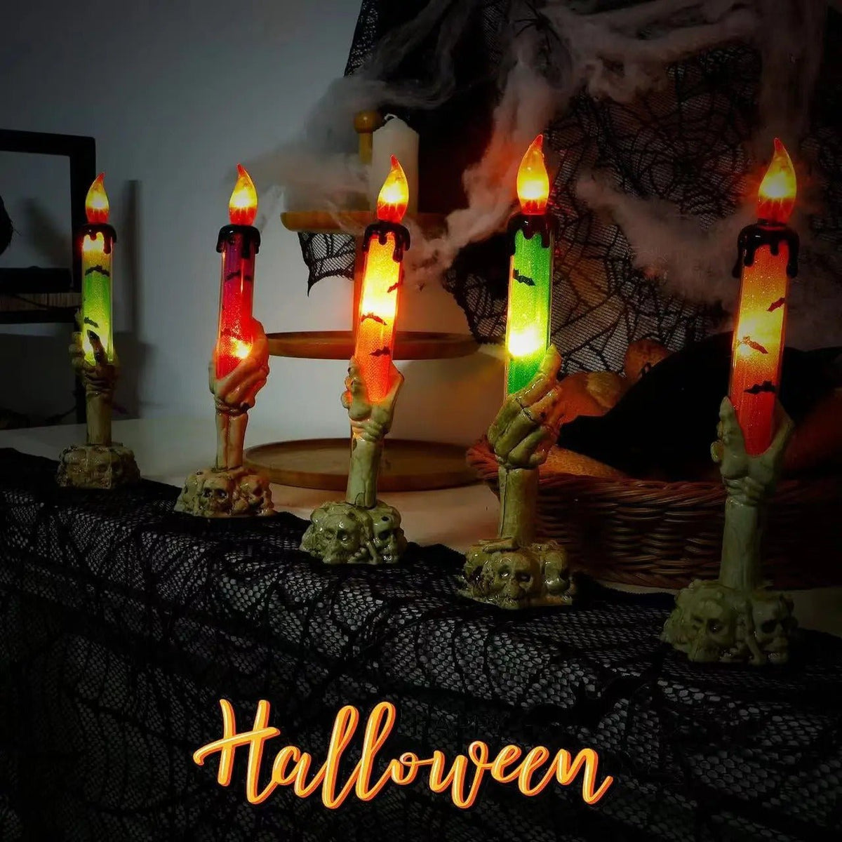 LED skelethand kandelaar met flakkerend licht voor sfeervolle halloween decoratie feestelijk tafelen | Sulvida