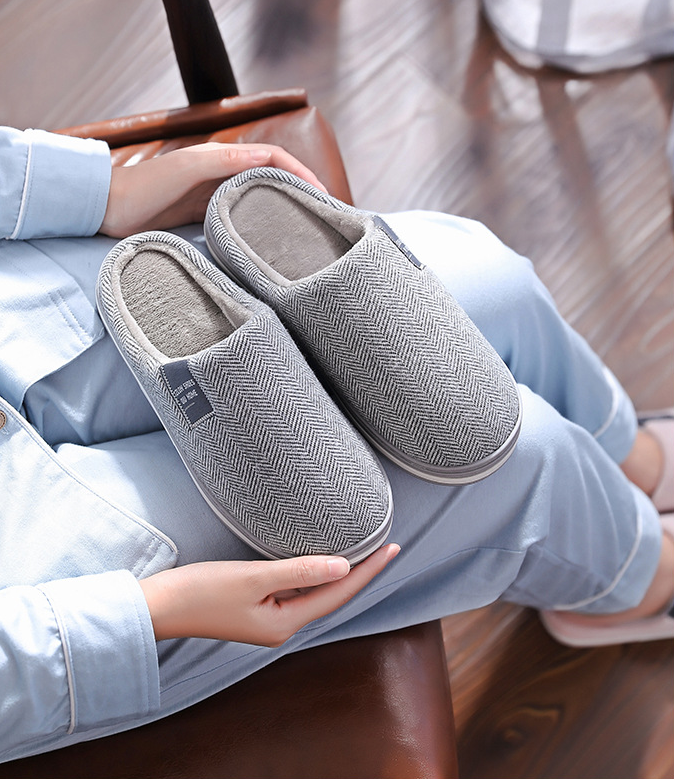 Heren Pantoffels met Antislip Zool en Dikke Pluche Voering – Instap Slippers Bruin Lichtgrijs Rood Roze – Warme Comfortabele Schoenen Maat 36-45 | Sulvida