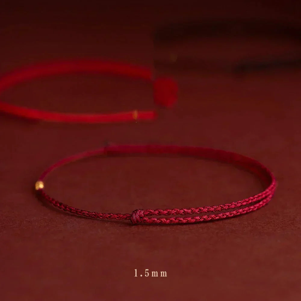 Spirituele Kralenarmband met Beschermingssymbool Rood Draad Verstelbaar Geluksarmband Handgemaakt Talisman | Sulvida