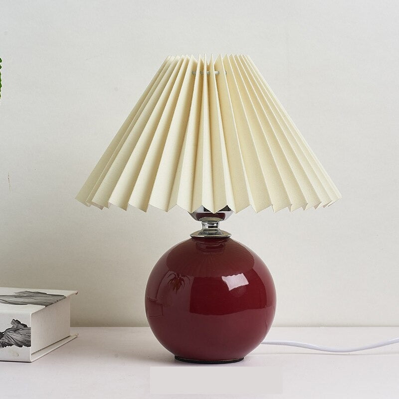 Lampe de table en céramique avec abat-jour en forme d’éventail, beige, abat-jour en tissu, lampe de chevet ou de bureau, style rétro, éclairage d’ambiance | Sulvida