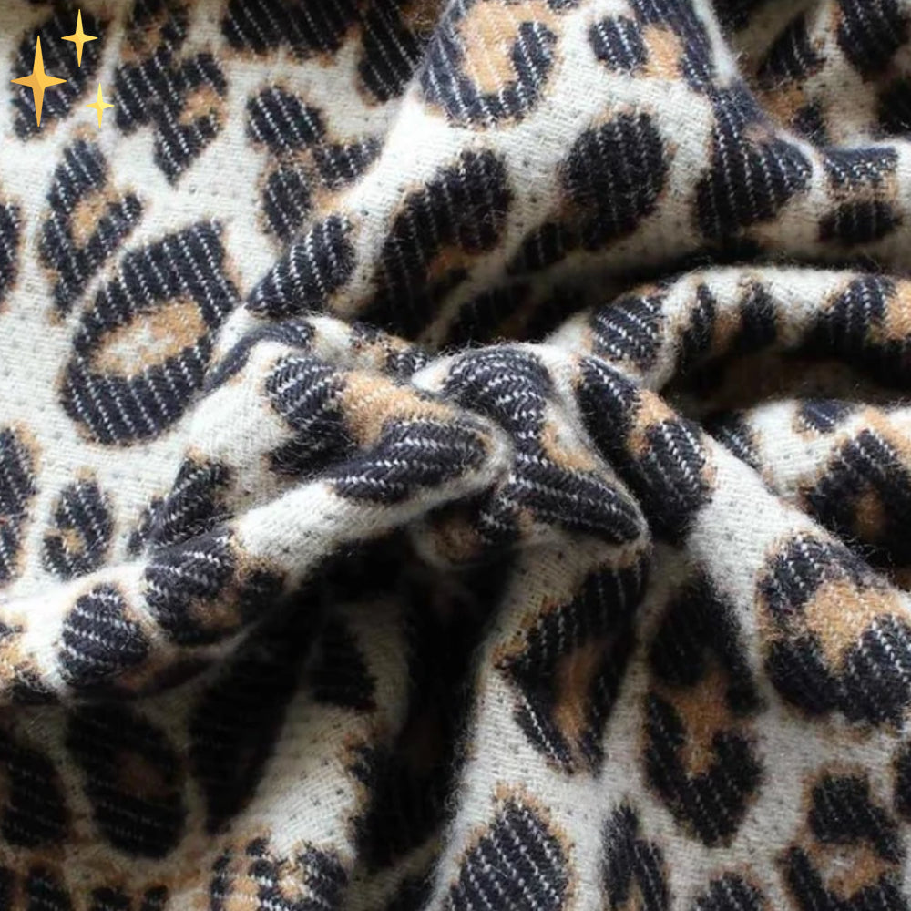 Gebreide Sjaal met Leopardprint – Warme Wintersjaal met Kwasten – Stijlvolle Luxe Damessjaal Accessoire | Sulvida