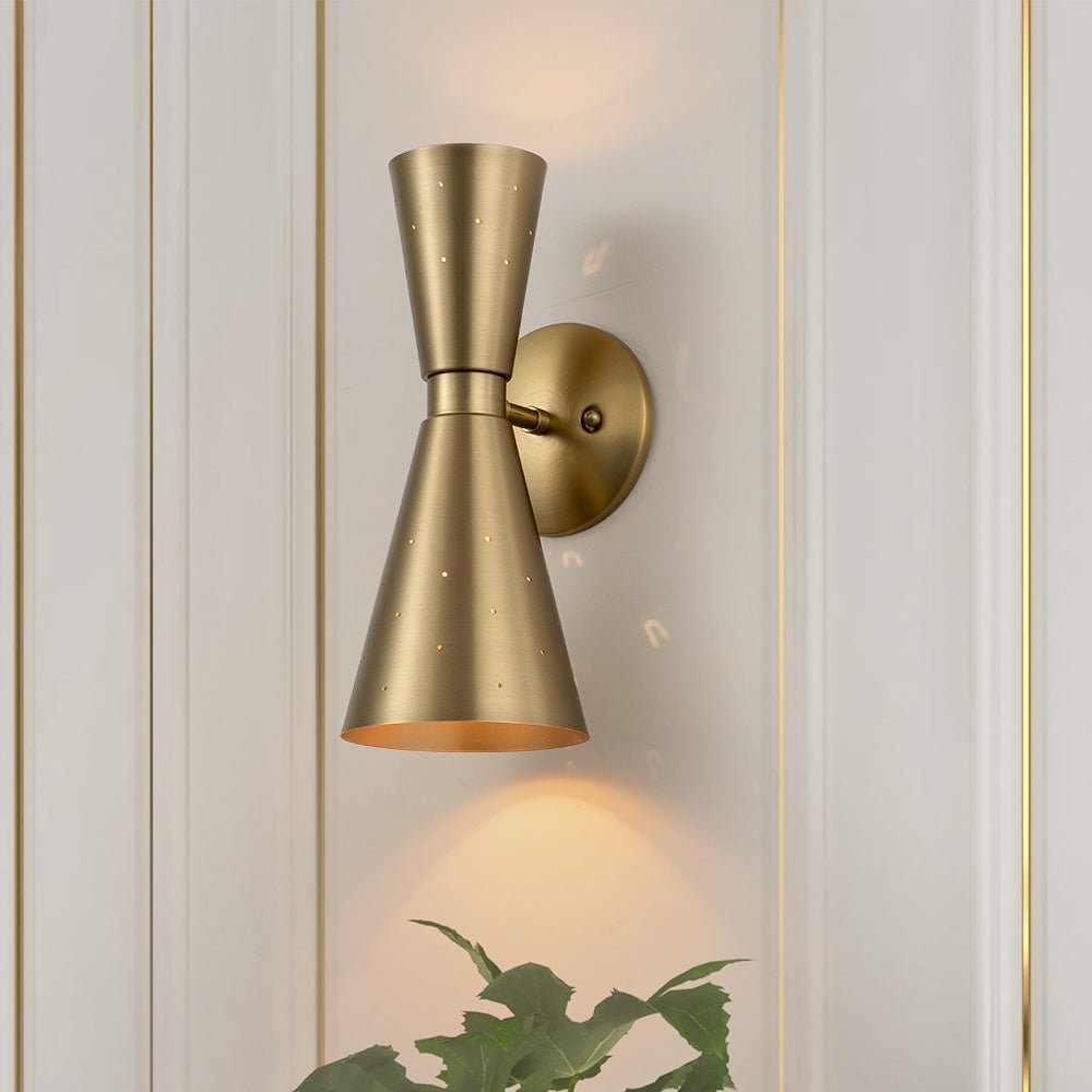 Dubbele Zandloper Wandlamp Metaal Messing Nikkel Modern Geperforeerd Design E12 E14 Fitting 2 Lichtpunten | Sulvida