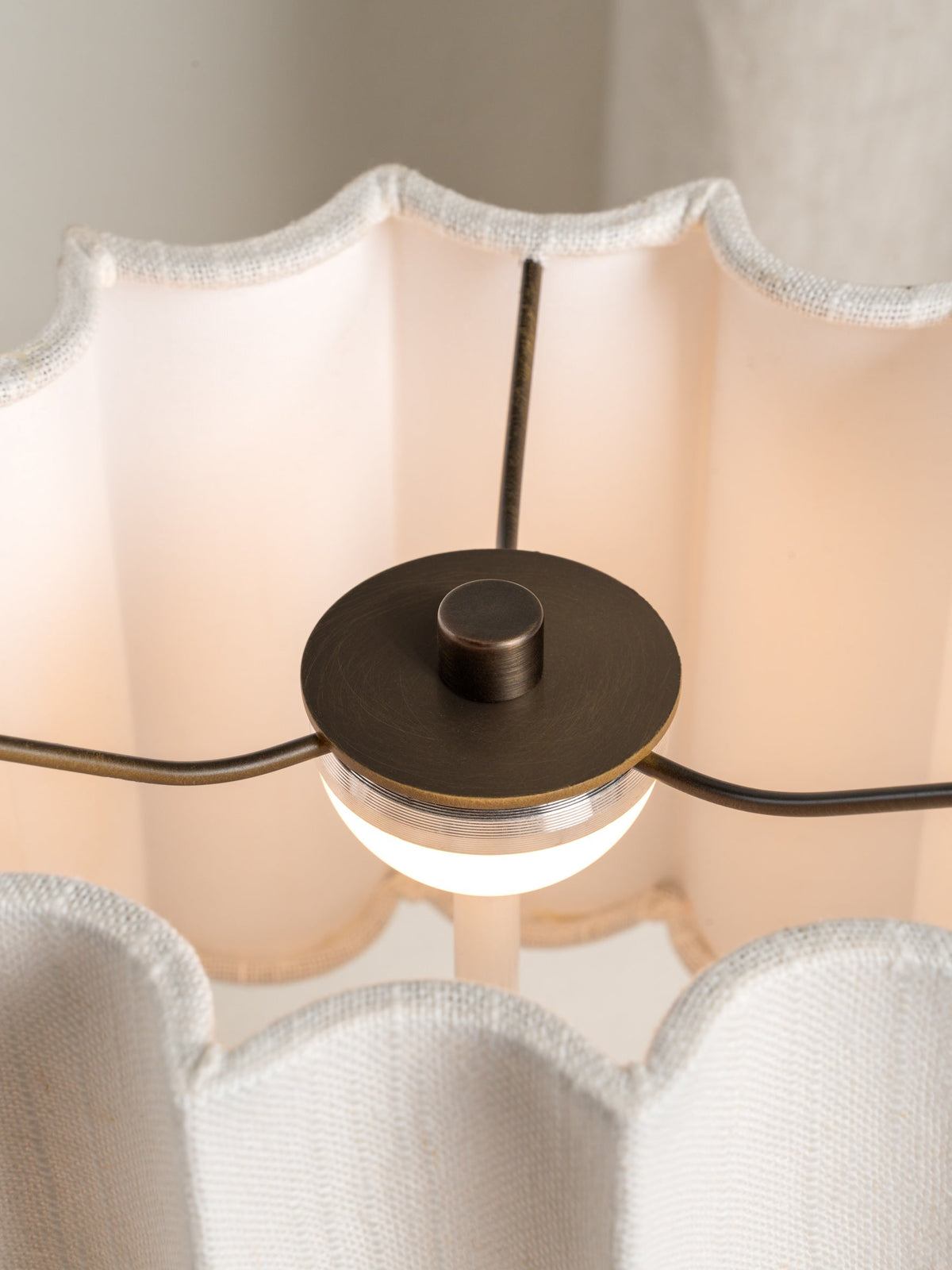 Draadloze Tafellamp Natuursteen met Linnen Kap 27.5cm Dimbaar LED Oplaadbaar Sfeervol Woonkamer Slaapkamer | Sulvida