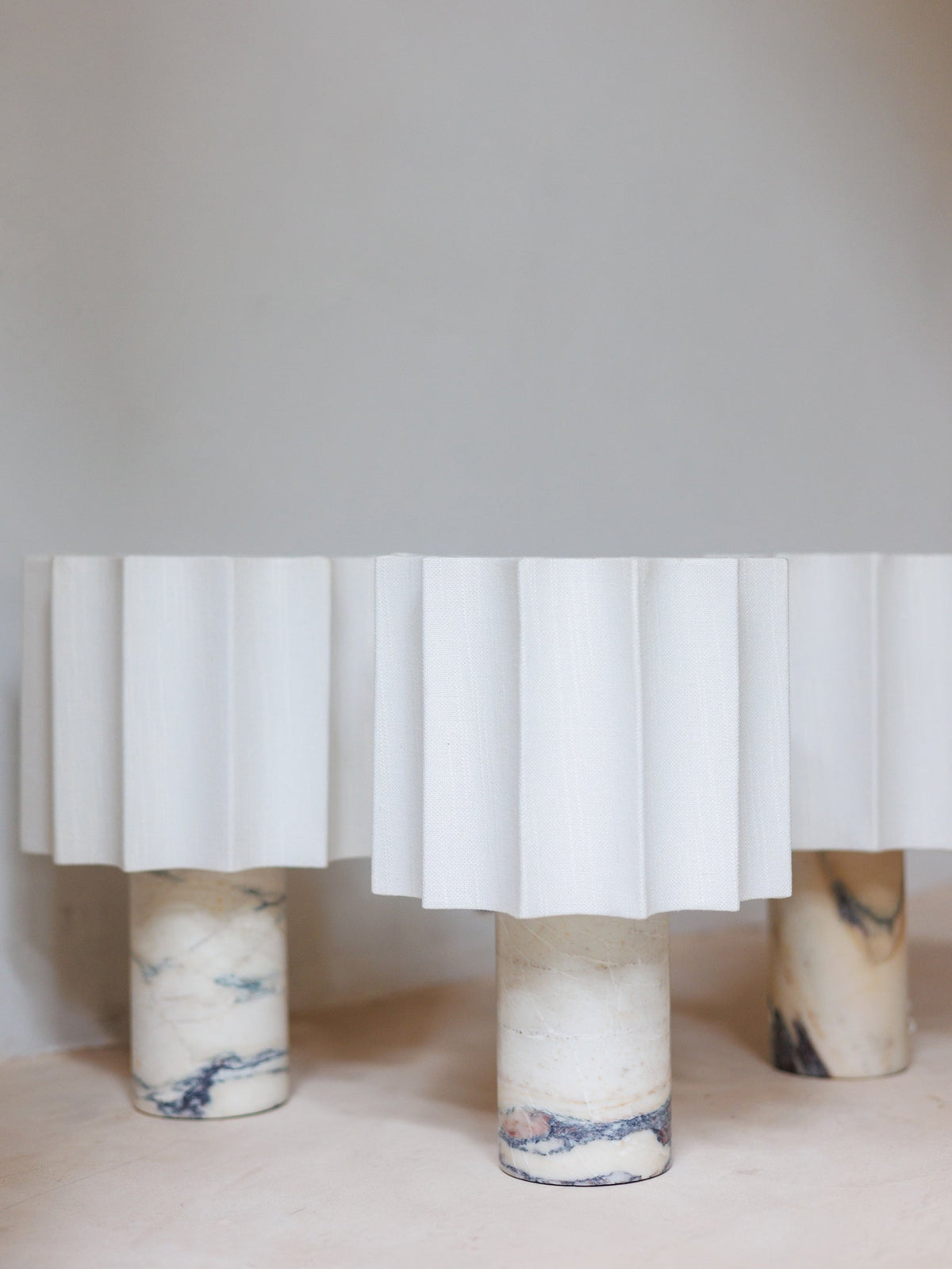 Draadloze Tafellamp Natuursteen met Linnen Kap 27.5cm Dimbaar LED Oplaadbaar Sfeervol Woonkamer Slaapkamer | Sulvida