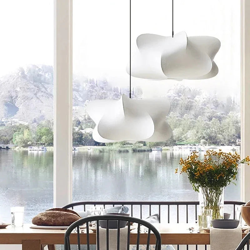 Zijden hanglamp met Japans geïnspireerd design LED warm wit licht voor woonkamer eetkamer salon modern interieur | Sulvida