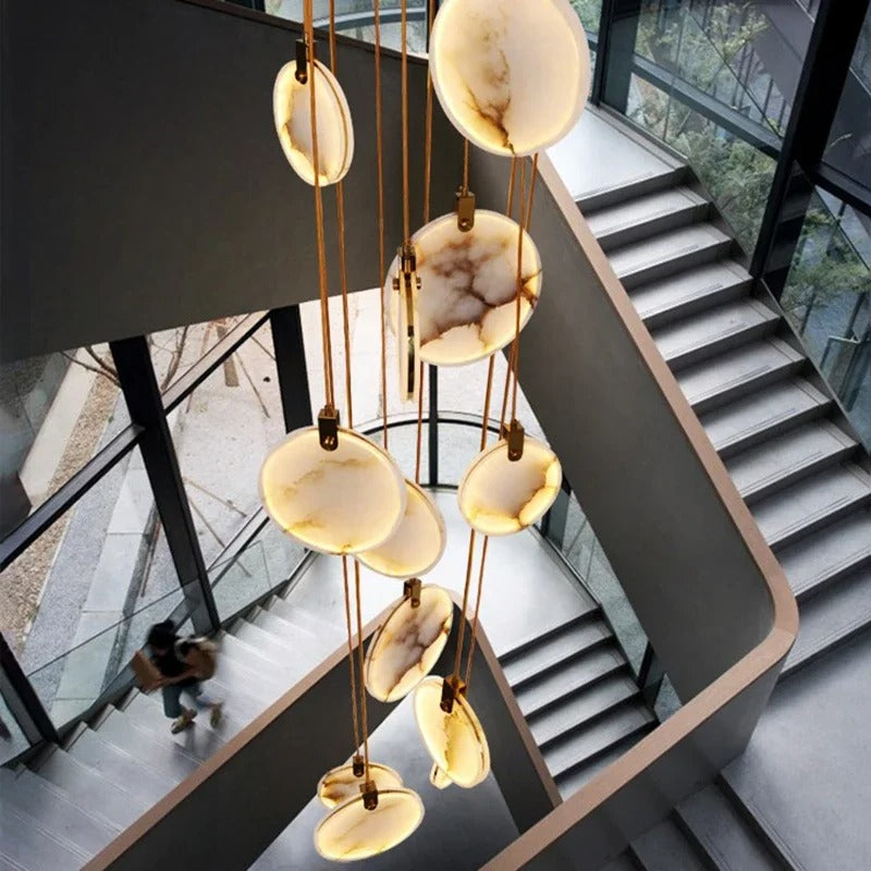 Alabaster spiraal hanglamp kroonluchter geborsteld goud instelbare hoogte dimbaar LED sfeerverlichting | Sulvida