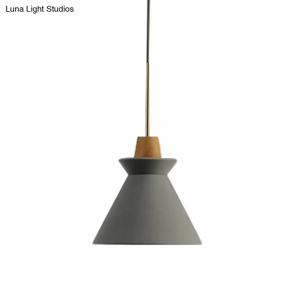 Suspension en béton minimaliste avec abat-jour conique en bois, gris, blanc ou rose, pour salle à manger ou salon, 20-30cm, E26/E27, design | Sulvida