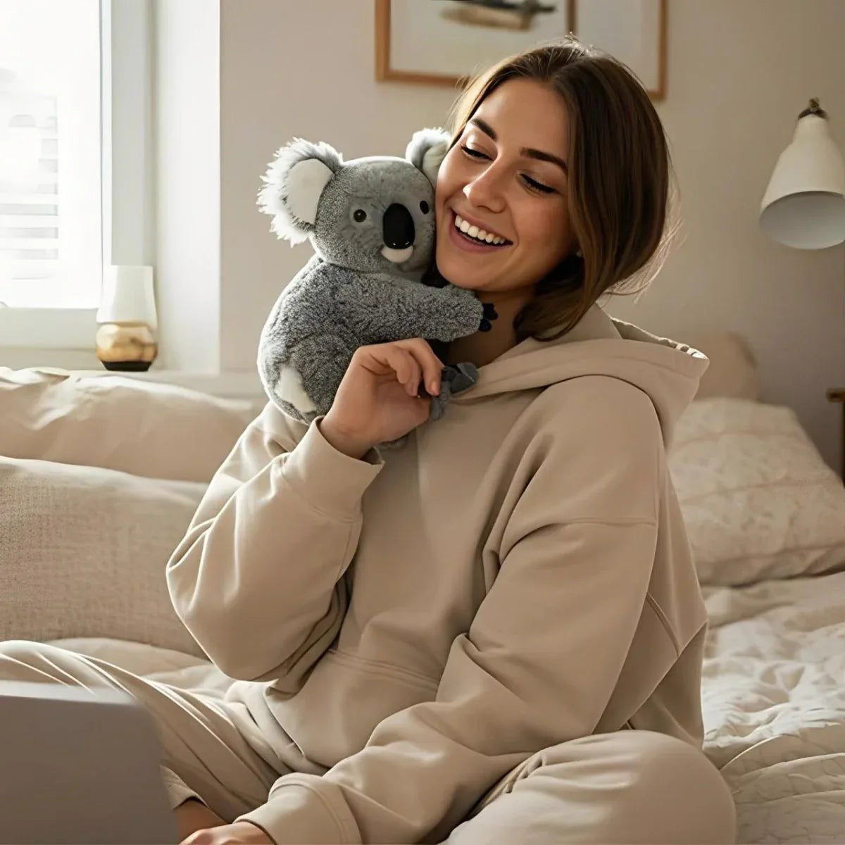 Rustgevende Koala Knuffel met Zachte Vacht voor Ontspanning Comfort Gezelligheid Thuis Decoratie Cadeau | Sulvida