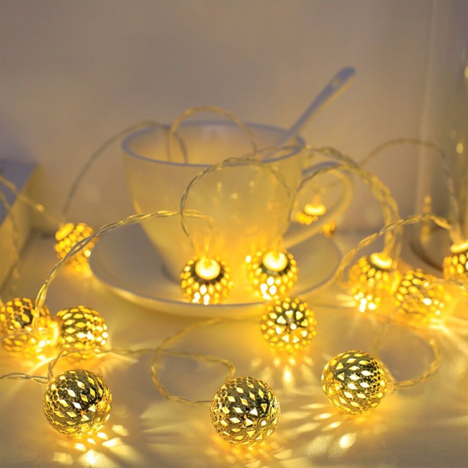 Decoratieve lichtslinger metaal bolvormig oosters warm wit LED sfeerverlichting voor terras tuin balkon buiten | Sulvida